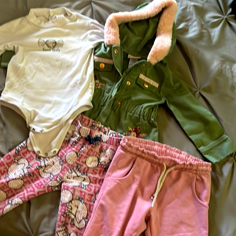 4 Pieces 24-36 months European baby brands designed in Italy